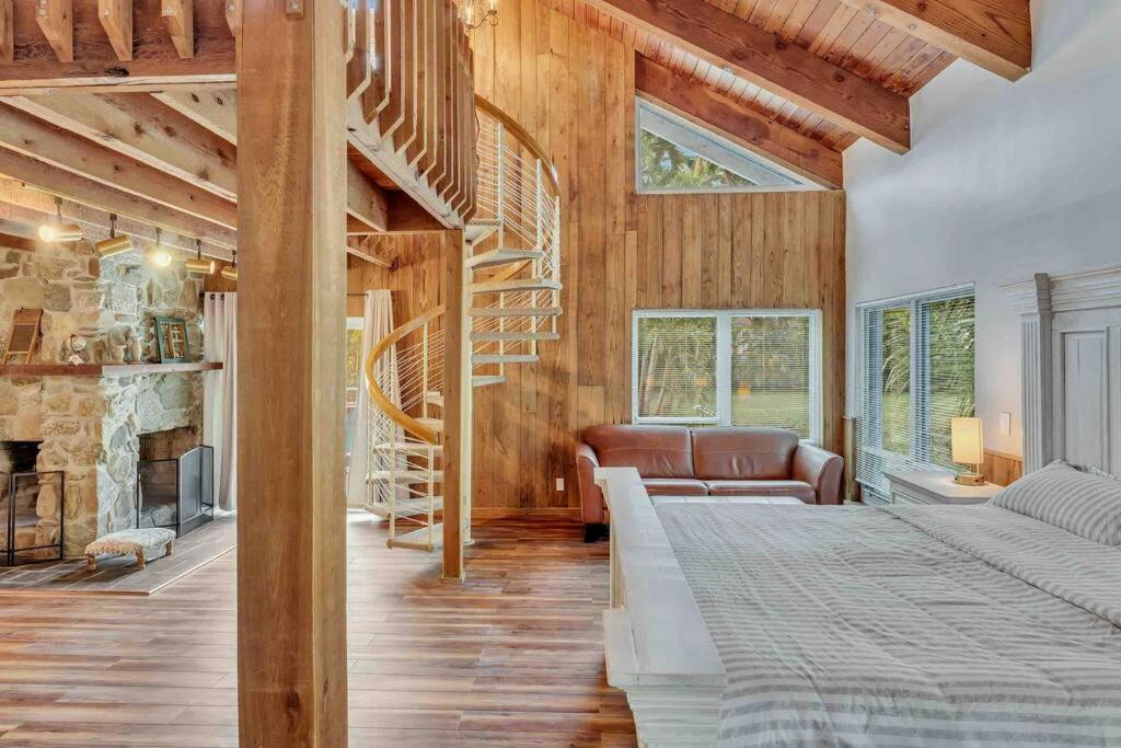 Вилла Rare Hidden Getaway Heated Pool 1.5 Acres! Sleeps 16 Форт-Лодердейл Экстерьер фото